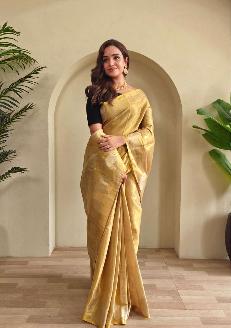 Cream Silk Blend Saree Set with Zari Work for Diwali | Wedding & Festive Wear - Indya