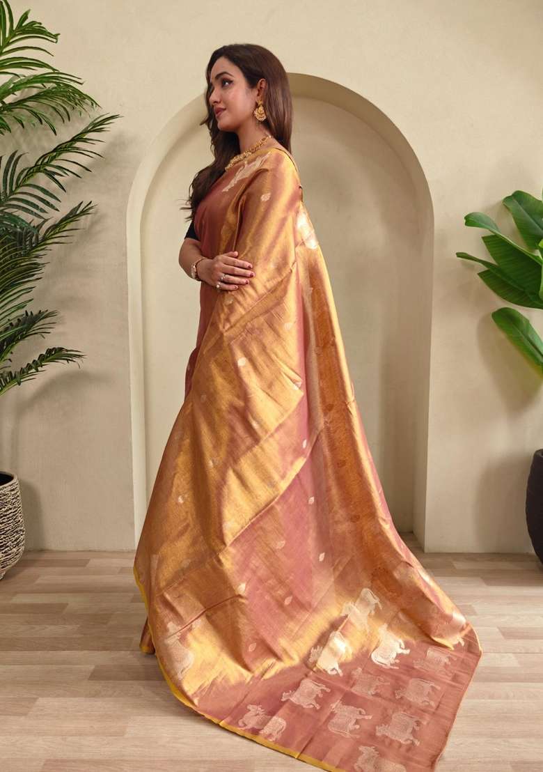 Peach Silk Blend Saree Set with Zari Work for Diwali | Wedding & Festive Wear - Indya