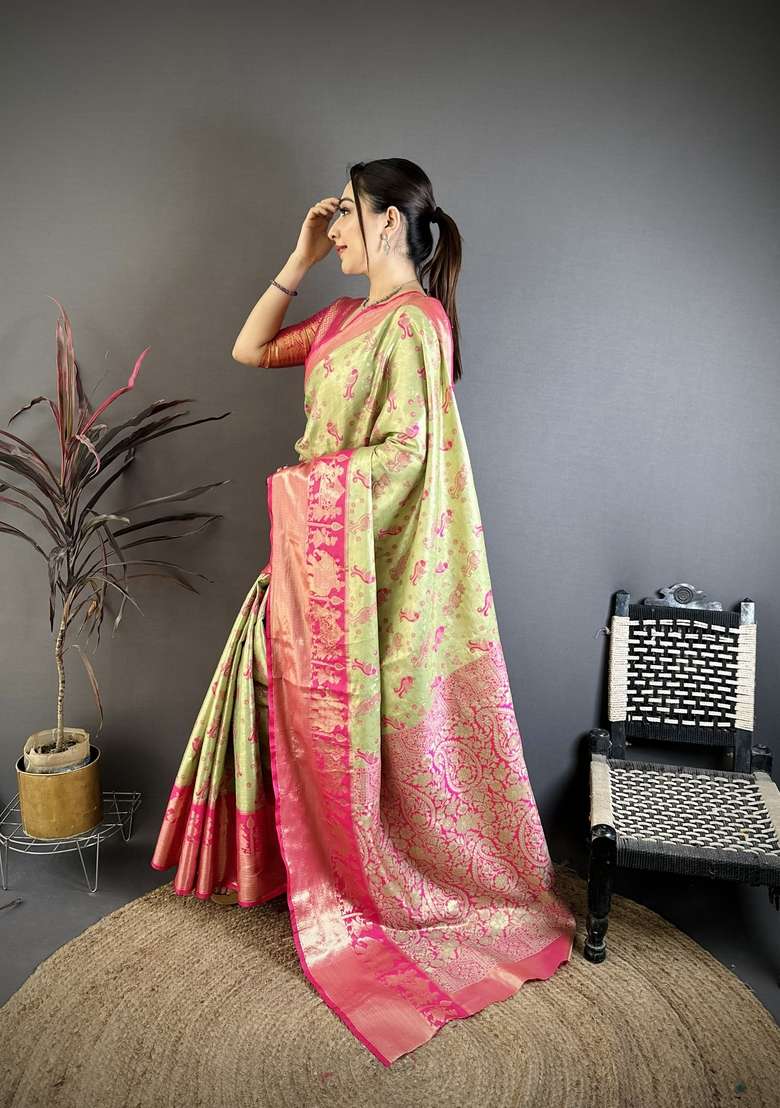 Light Golden Silk Blend Saree Set with Zari Work for Diwali | Wedding & Festive Wear - Indya