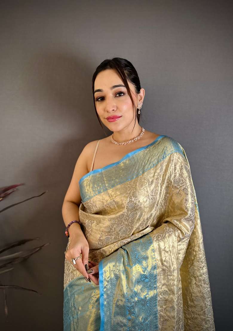 Light Golden Silk Blend Saree Set with Zari Work for Diwali | Wedding & Festive Wear - Indya