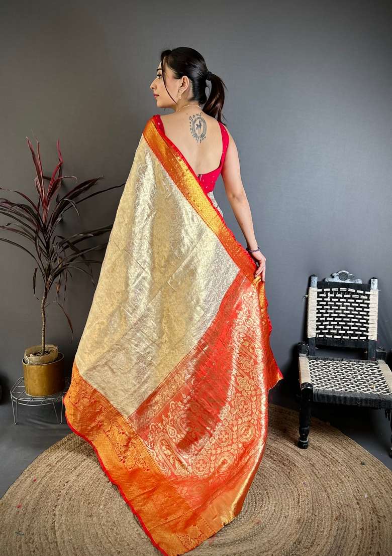 Light Golden Silk Blend Saree Set with Zari Work for Diwali | Wedding & Festive Wear - Indya