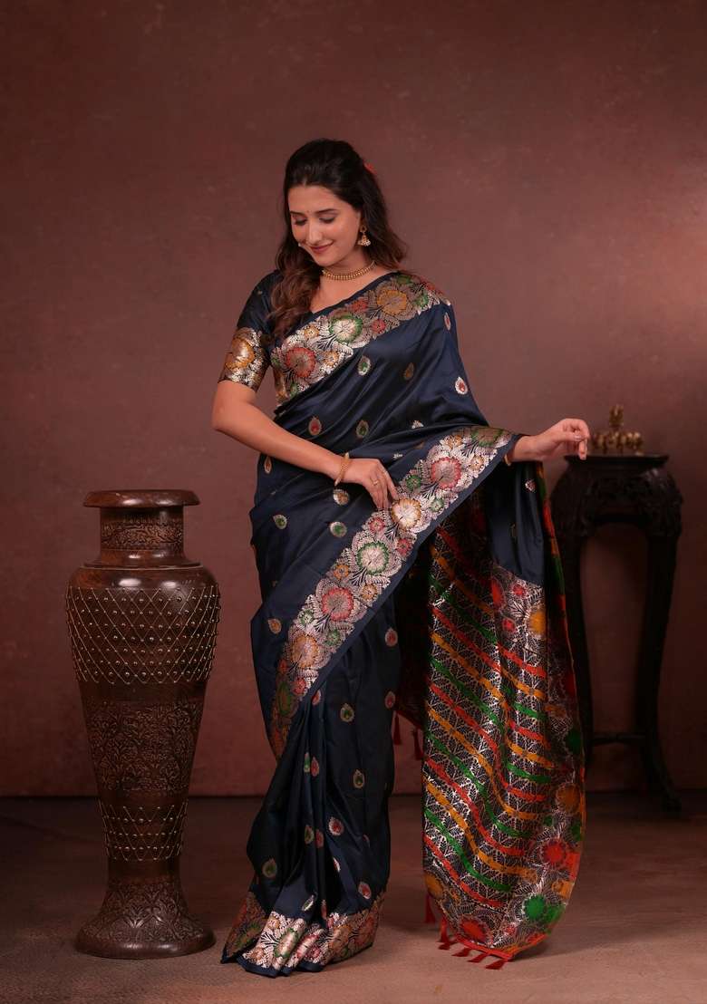 Black Silk Blend Saree Set with Zari Work for Diwali | Wedding & Festive Wear - Indya