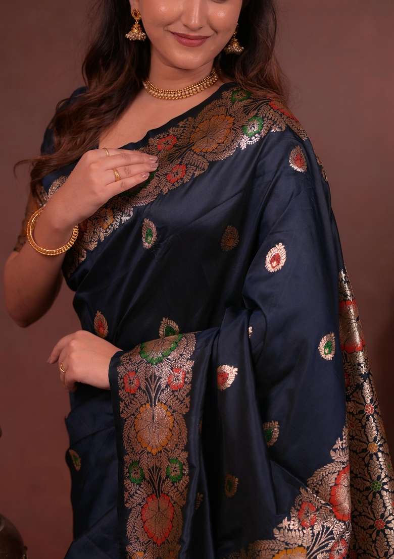 Black Silk Blend Saree Set with Zari Work for Diwali | Wedding & Festive Wear - Indya