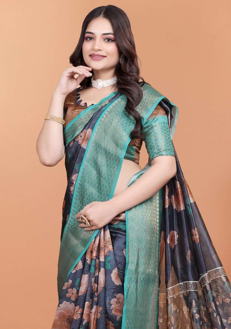 Black Silk Blend Saree Set with Zari Work for Diwali | Wedding & Festive Wear - Indya