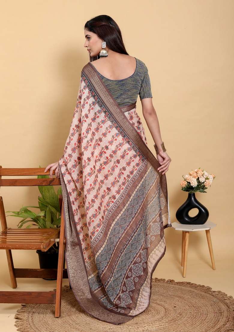 Peach Silk Blend Saree Set with Zari Work for Diwali | Wedding & Festive Wear - Indya