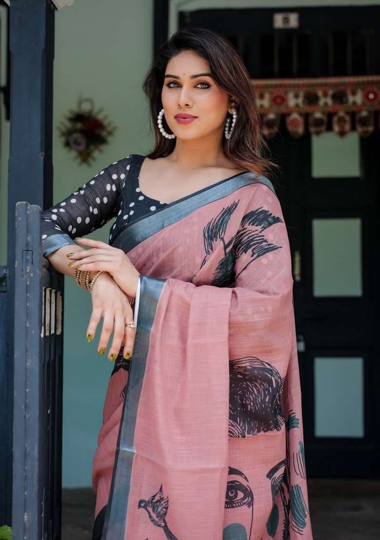 Peach Silk Blend Saree Set with Zari Work for Diwali | Wedding & Festive Wear - Indya