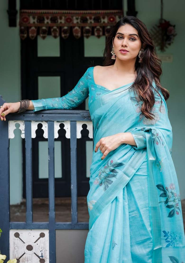 Sky Blue Silk Blend Saree Set with Zari Work for Diwali | Wedding & Festive Wear - Indya