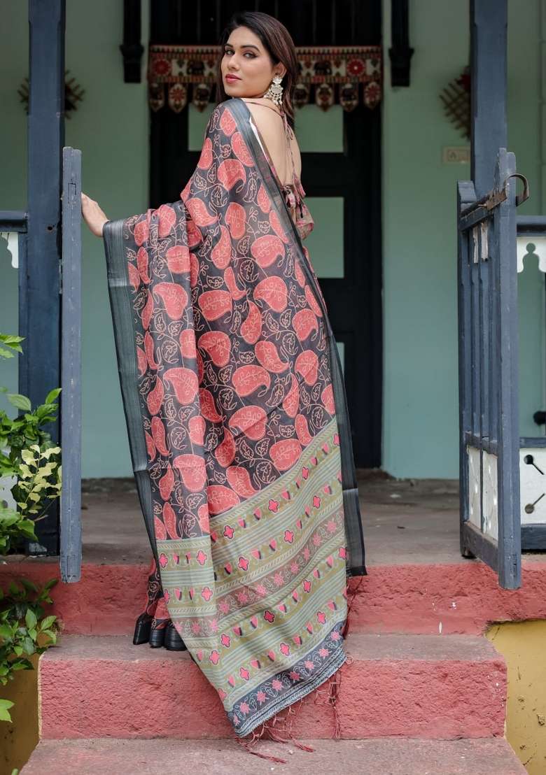 Black Silk Blend Saree Set with Zari Work for Diwali | Wedding & Festive Wear - Indya