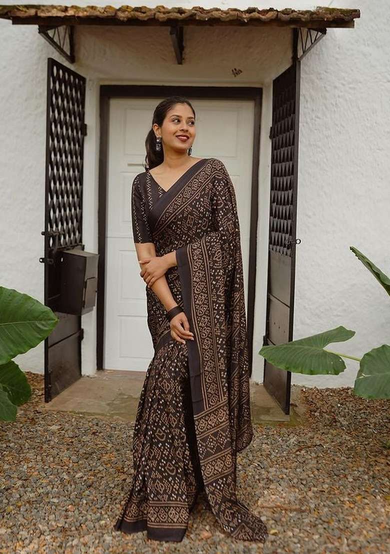 Black Zari Work Silk Blend Saree Set for Diwali and Festive Wear - Indya