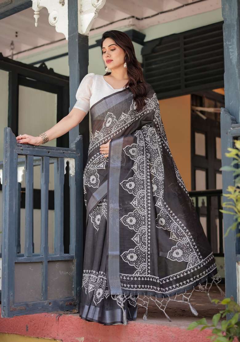 Black Silk Blend Saree Set with Zari Work for Diwali | Wedding & Festive Wear - Indya