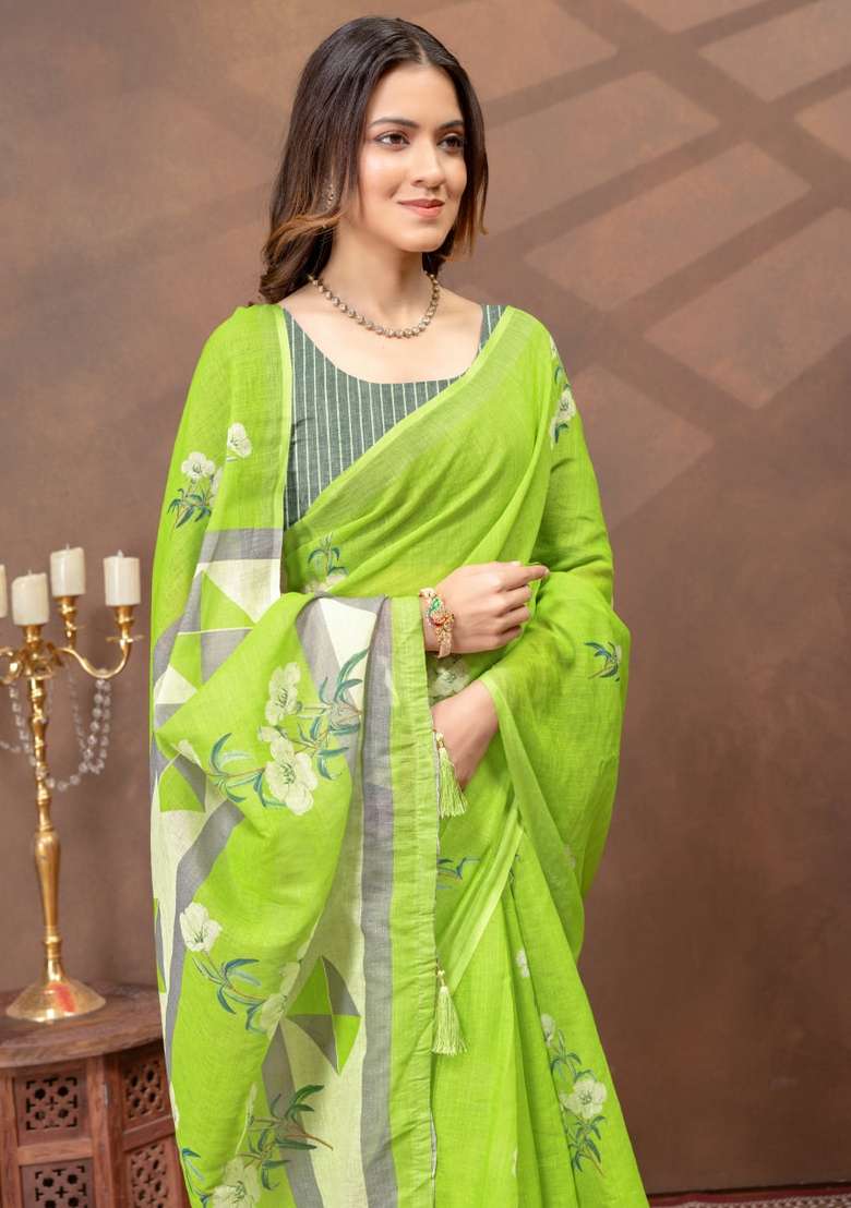 Light Green Silk Blend Saree Set with Zari Work for Diwali | Wedding & Festive Wear - Indya