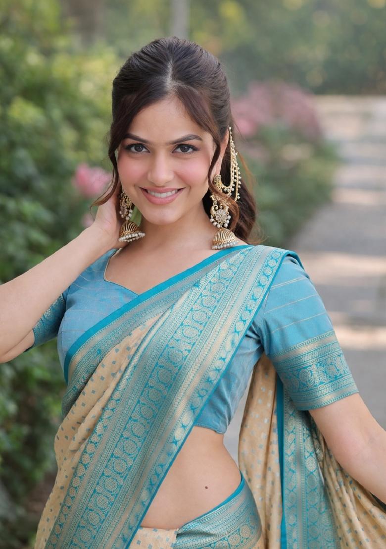Off White Embroidered Faux Kanjivaram Silk Blend Saree Set - Indya