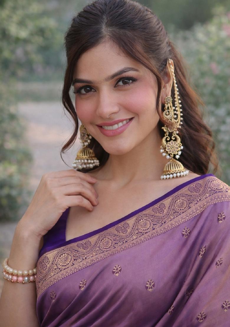 Lavender Embroidered Banarasi Silk Blend Saree Set - Indya