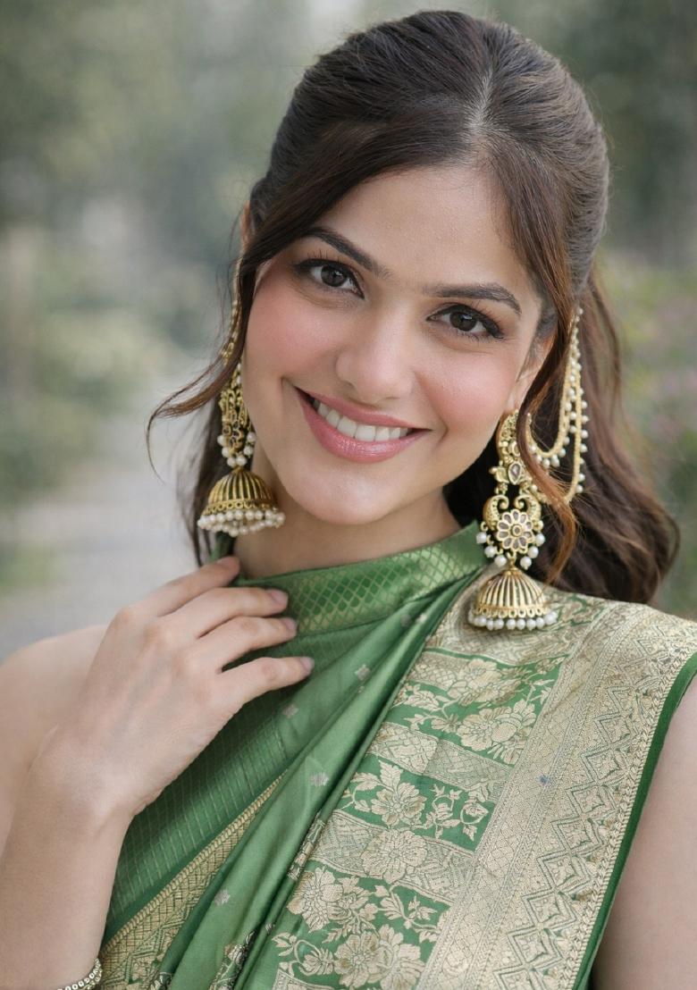 Light Green Embroidered Banarasi Silk Blend Saree Set - Indya