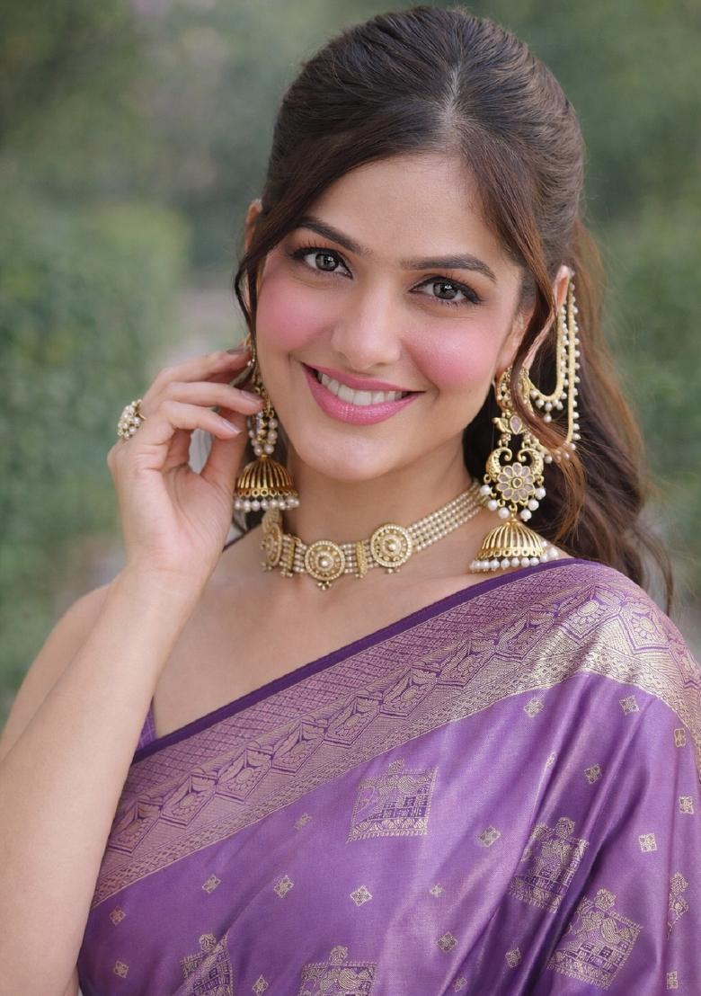 Lavender Embroidered Banarasi Silk Blend Saree Set - Indya