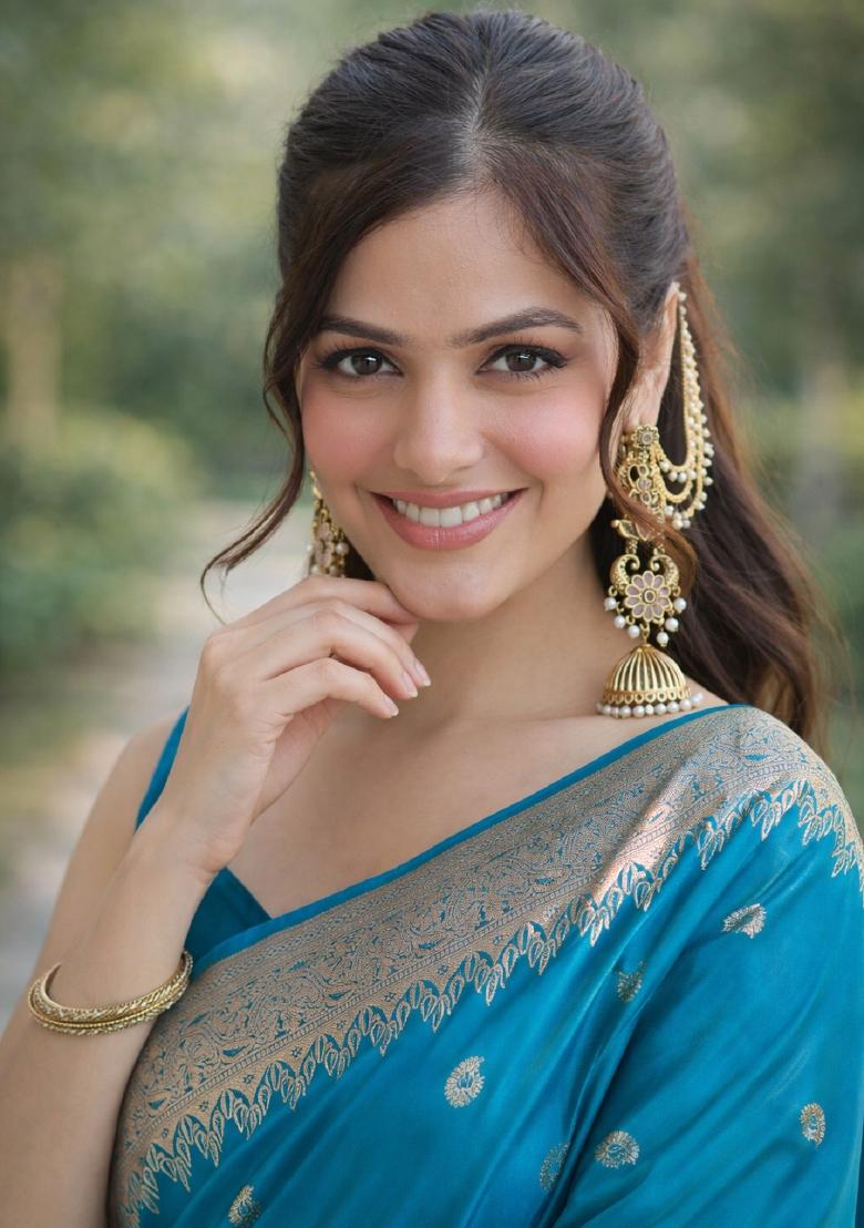 Turquoise Embroidered Banarasi Silk Blend Saree Set - Indya