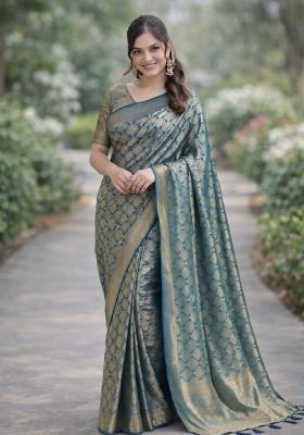 Turquoise Embroidered Banarasi Silk Blend Saree Set