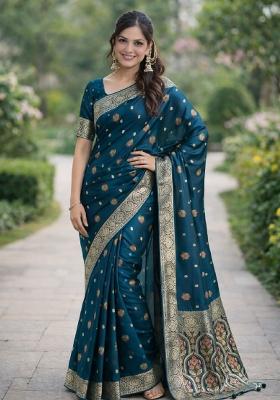 Turquoise Embroidered Banarasi Silk Blend Saree Set