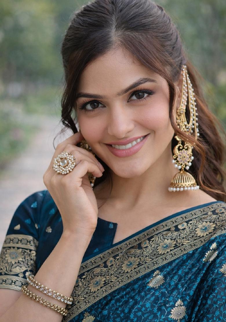 Turquoise Embroidered Banarasi Silk Blend Saree Set - Indya