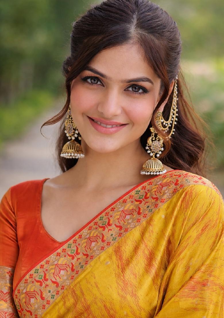 Yellow Embroidered Banarasi Silk Blend Saree Set - Indya