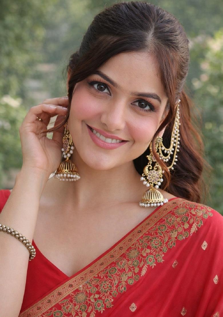 Red Embroidered Banarasi Silk Blend Saree Set - Indya