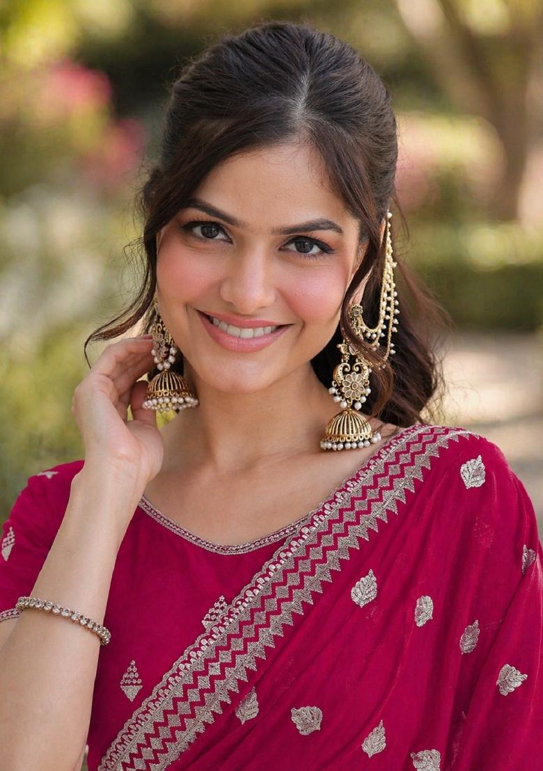 Pink Embroidered Georgette Saree Set - Indya