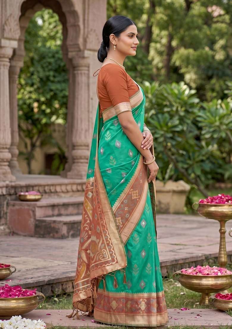 Green Zari Work Silk Blend Saree Set for Diwali and Festive Wear - Indya