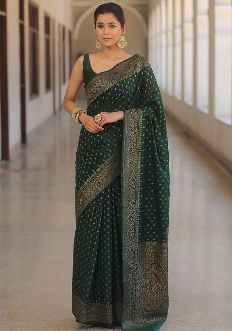 Green Jacquard Silk Blend Saree Set