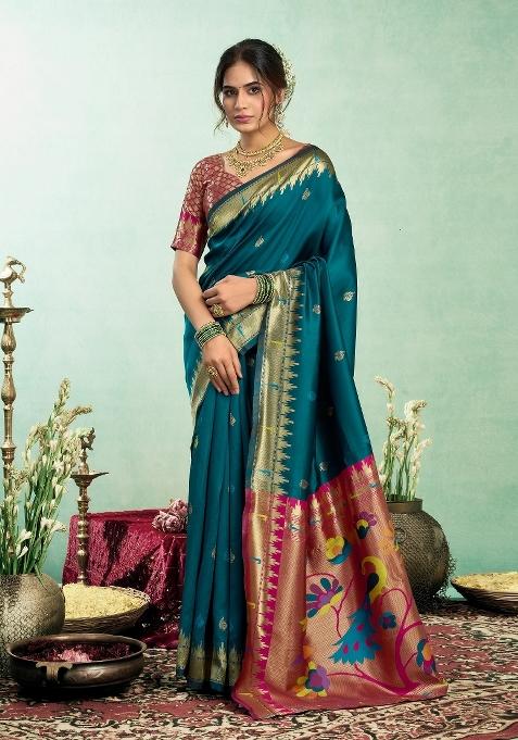 Green Woven Weaving Silk Blend Saree Set