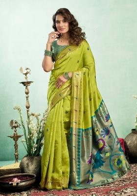 Green Woven Weaving Silk Blend Saree Set