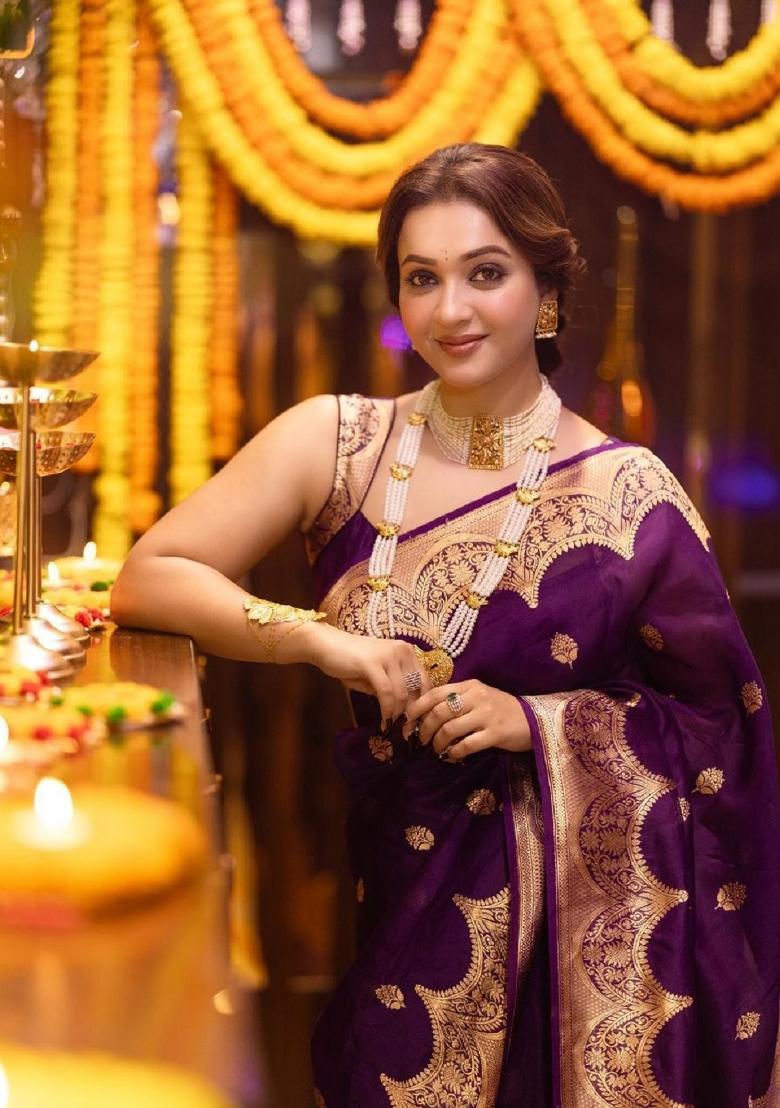 Purple Woven Silk Blend Saree Set - Indya