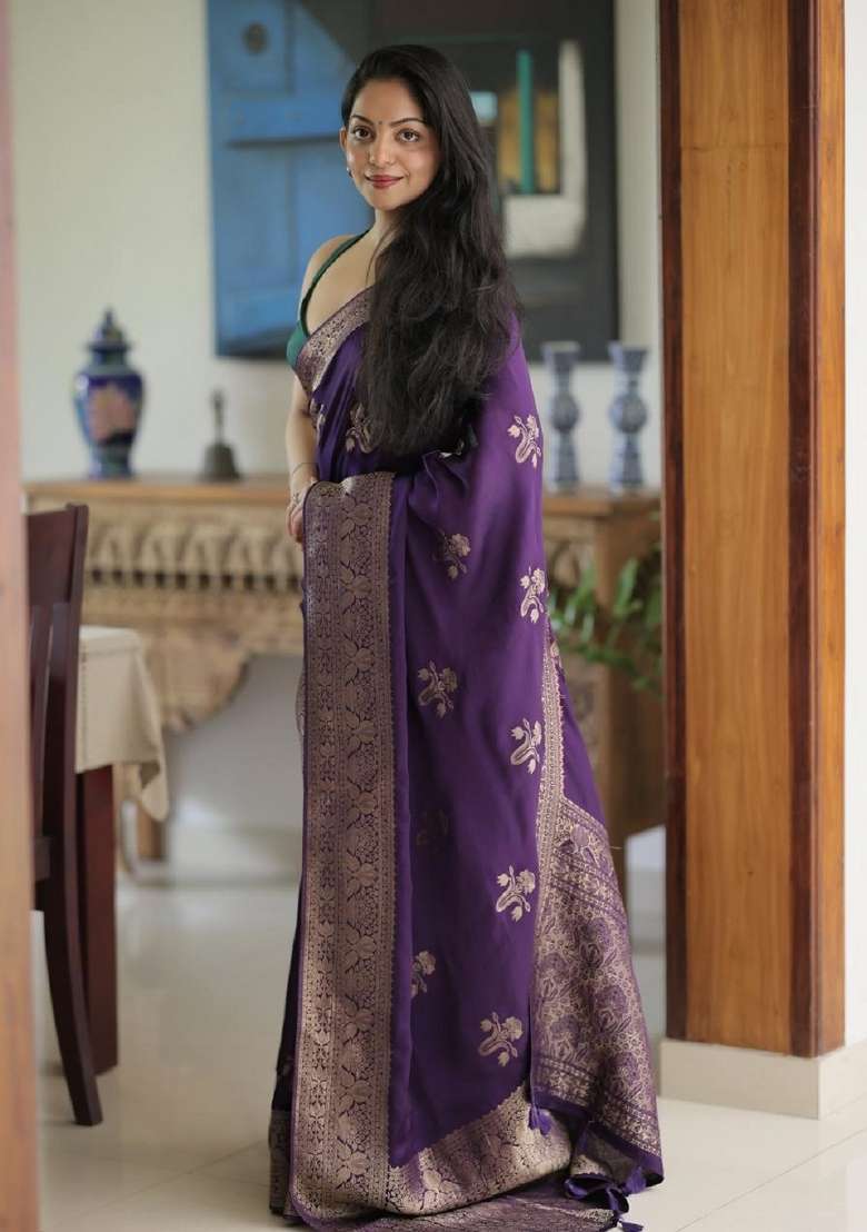 Purple Woven Silk Blend Saree Set for Diwali and Festive Wear - Indya