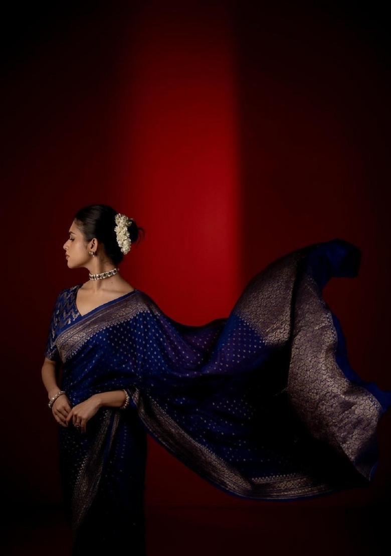 Blue Woven Silk Blend Saree Set - Indya