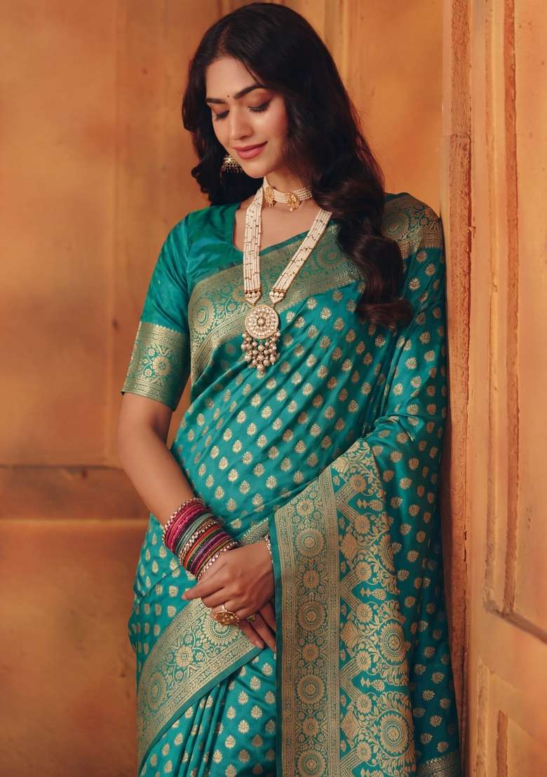 Turquoise Woven Silk Blend Saree Set for Diwali | Wedding & Festive Wear - Indya