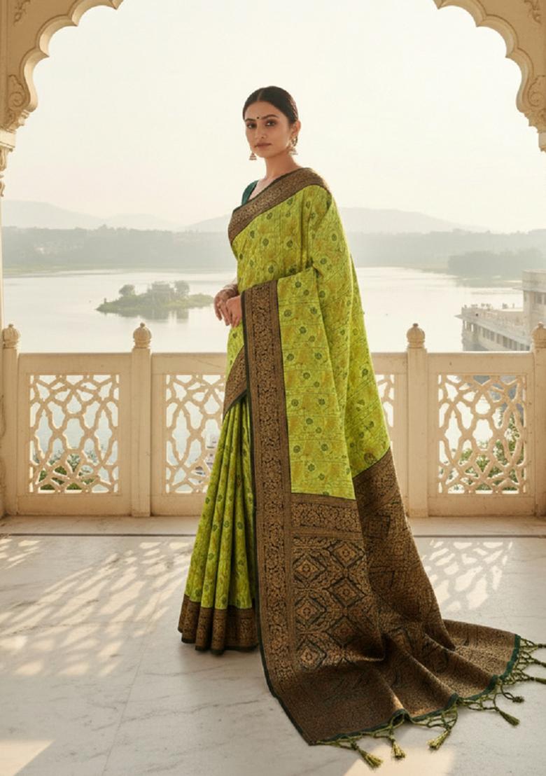 Lemon Woven Silk Blend Saree Set - Indya
