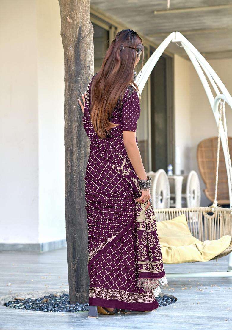 Wine Geometric Print Cotton Saree Set for Diwali and Festive Wear - Indya