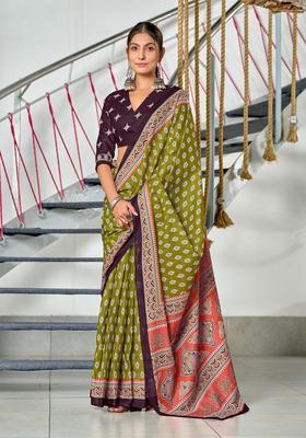 Green Floral Print Cotton Saree Set