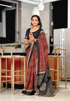 Red Geometric Print Cotton Saree Set