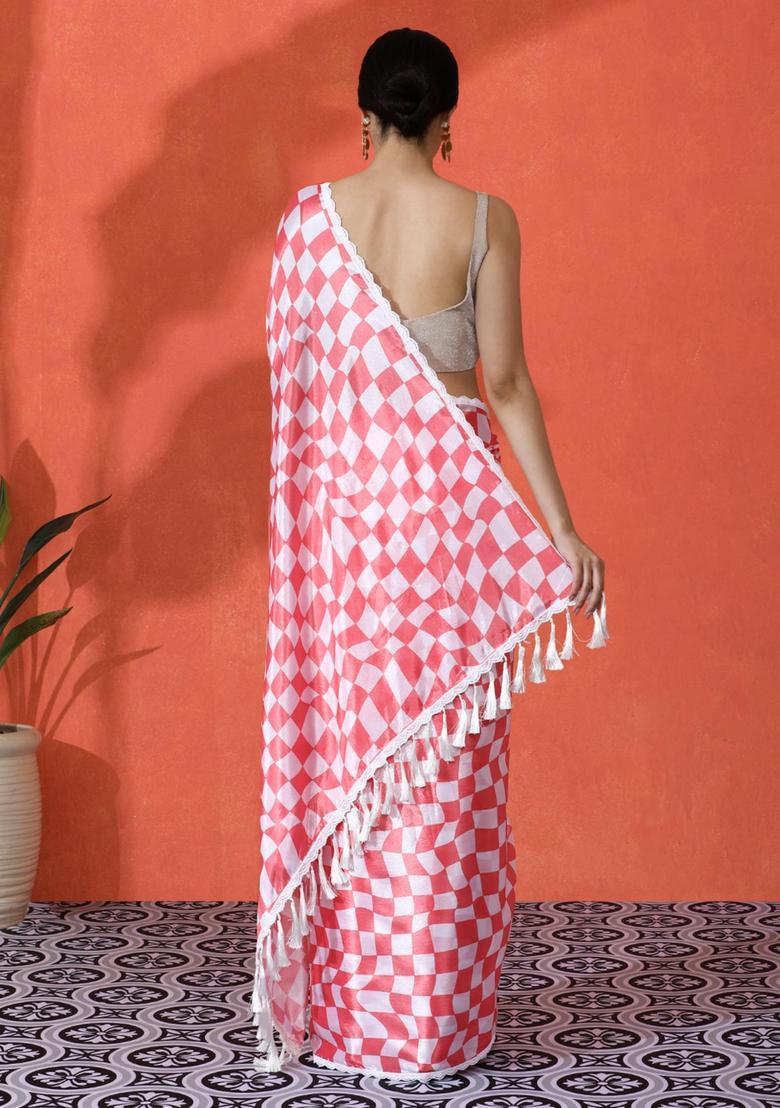Red Checked Chinon Saree Set - Indya