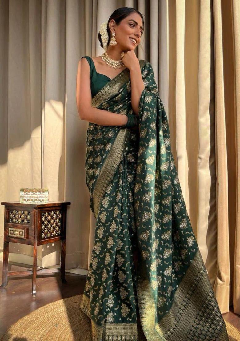 Green Printed Jacquard Saree Set - Indya