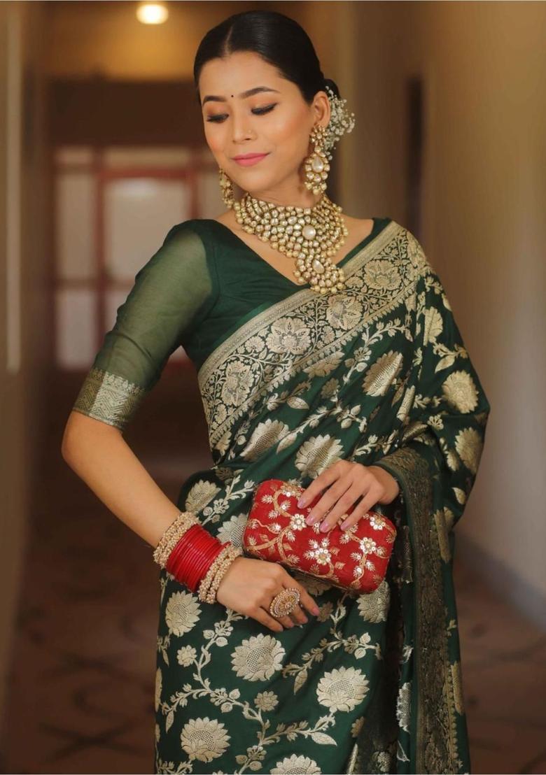 Green Woven Jacquard Saree Set - Indya