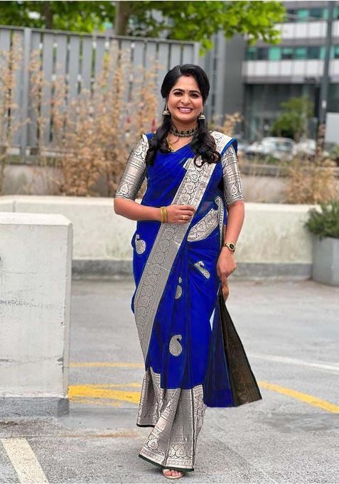 Blue Woven Silk Blend Saree Set