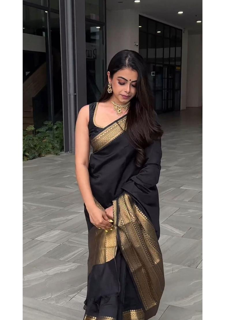 Black Printed Jacquard Saree Set - Indya