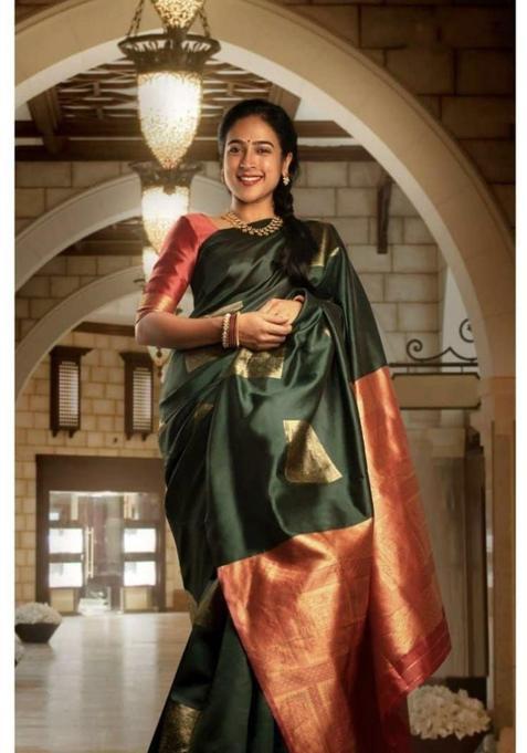 Green Colorblock Silk Blend Saree Set