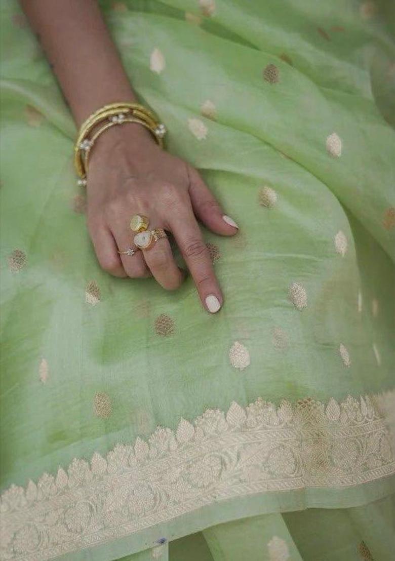 Green Woven Jacquard Saree Set - Indya