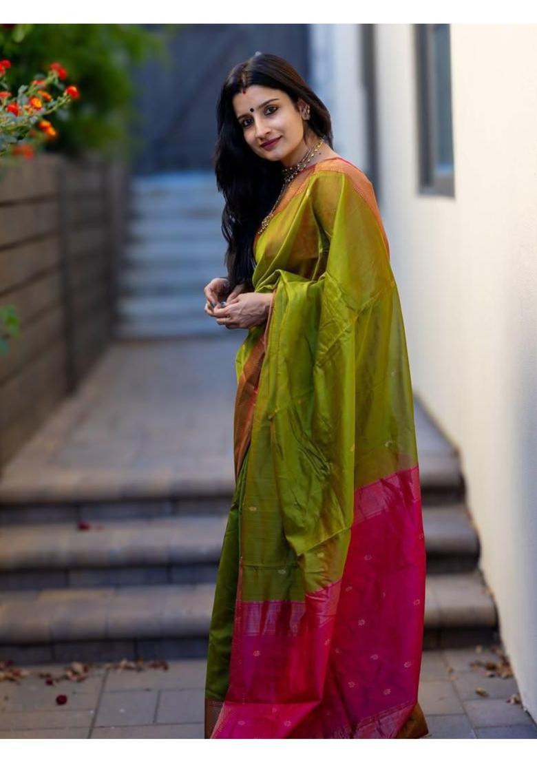 Green Woven Jacquard Saree Set - Indya