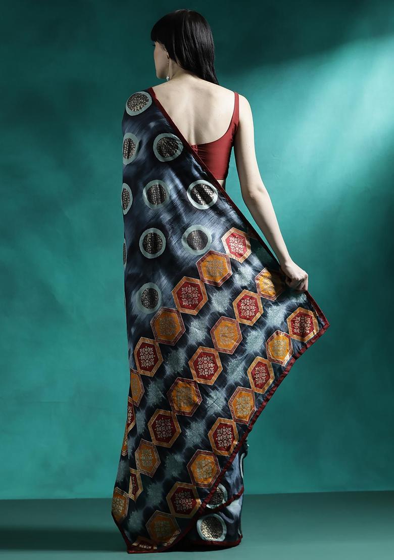 Grey Geometric Print Georgette Saree Set - Indya