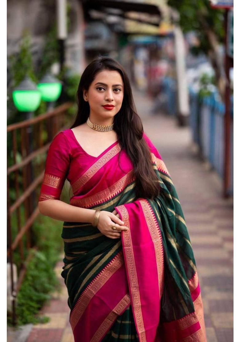 Green Woven Jacquard Saree Set - Indya