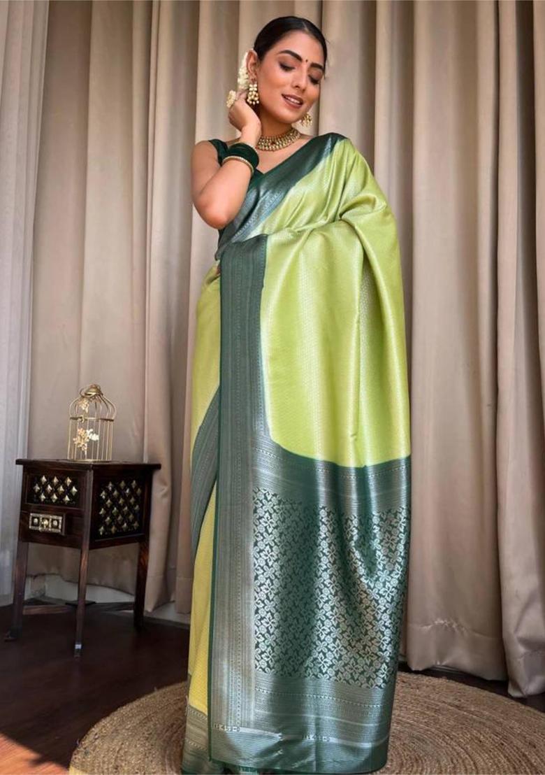 Green Woven Jacquard Saree Set - Indya