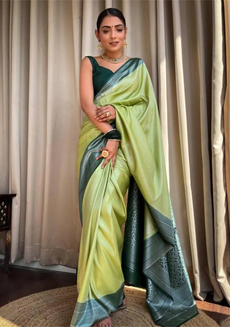 Green Woven Jacquard Saree Set - Indya